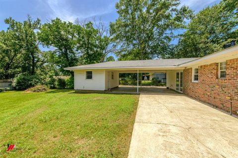 A home in Shreveport