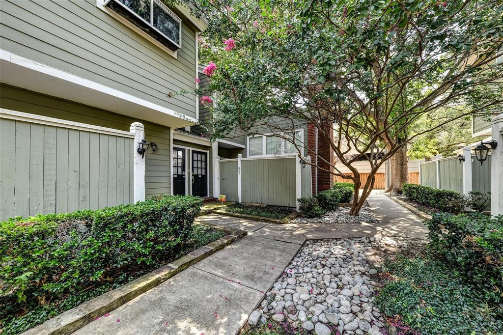 Bent Trail Twnhms - Residential Lease