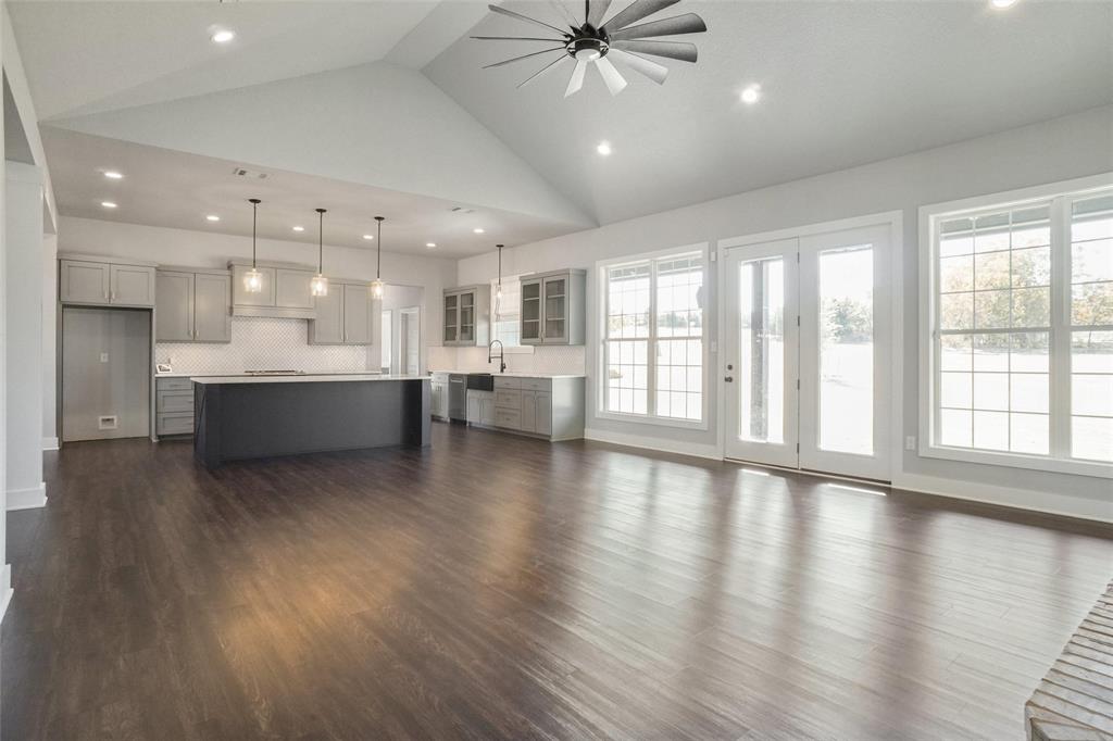 835 County Road 2175