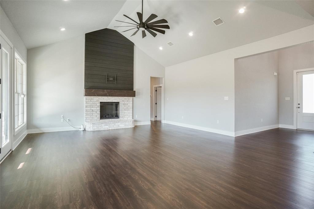 835 County Road 2175