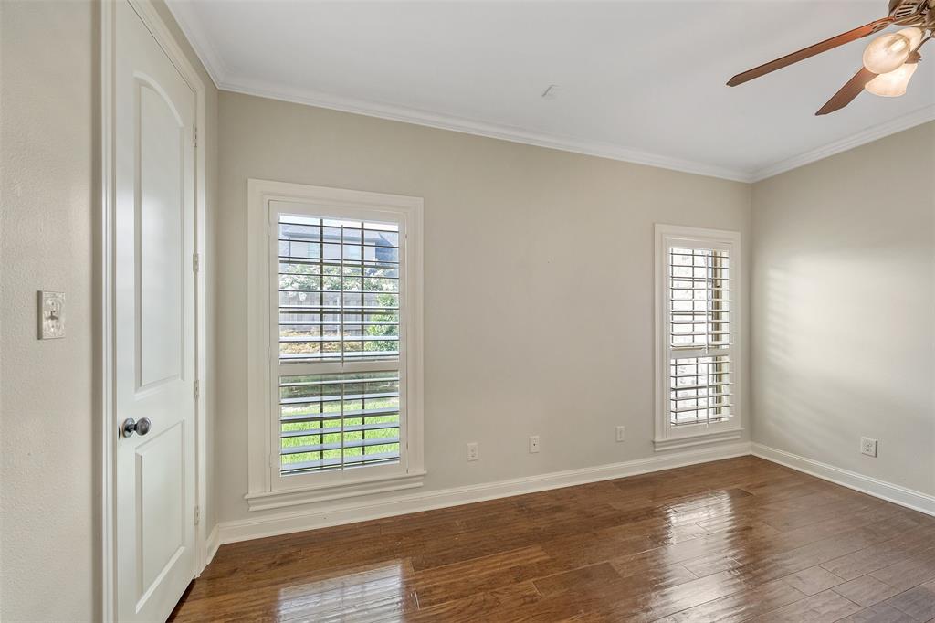 Bishops Gate @ Oak Hollow - Residential