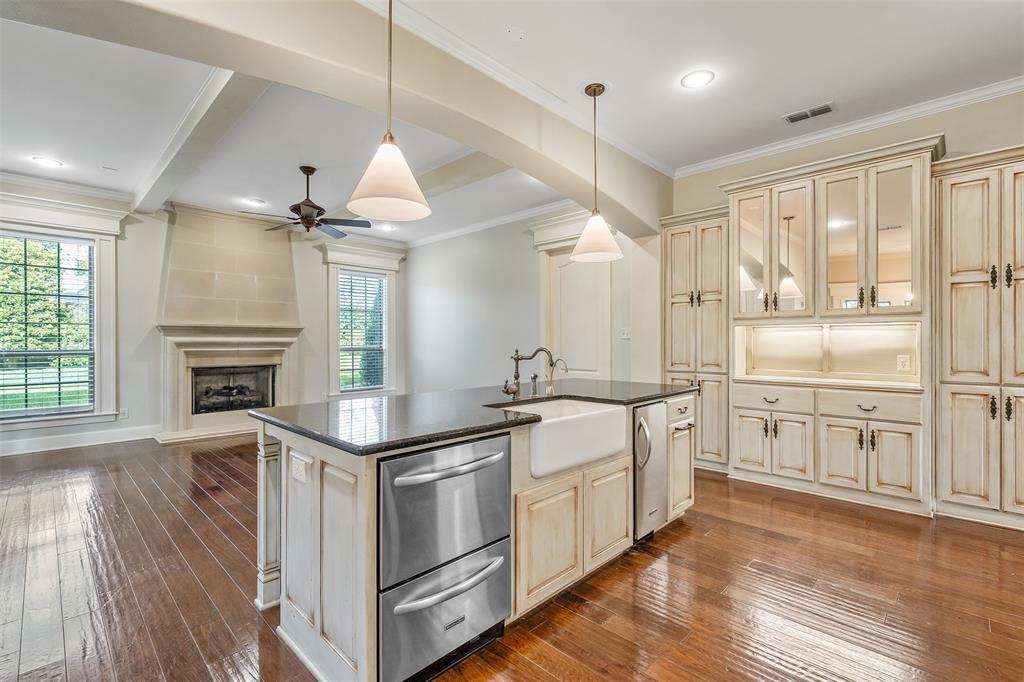 Bishops Gate @ Oak Hollow - Residential