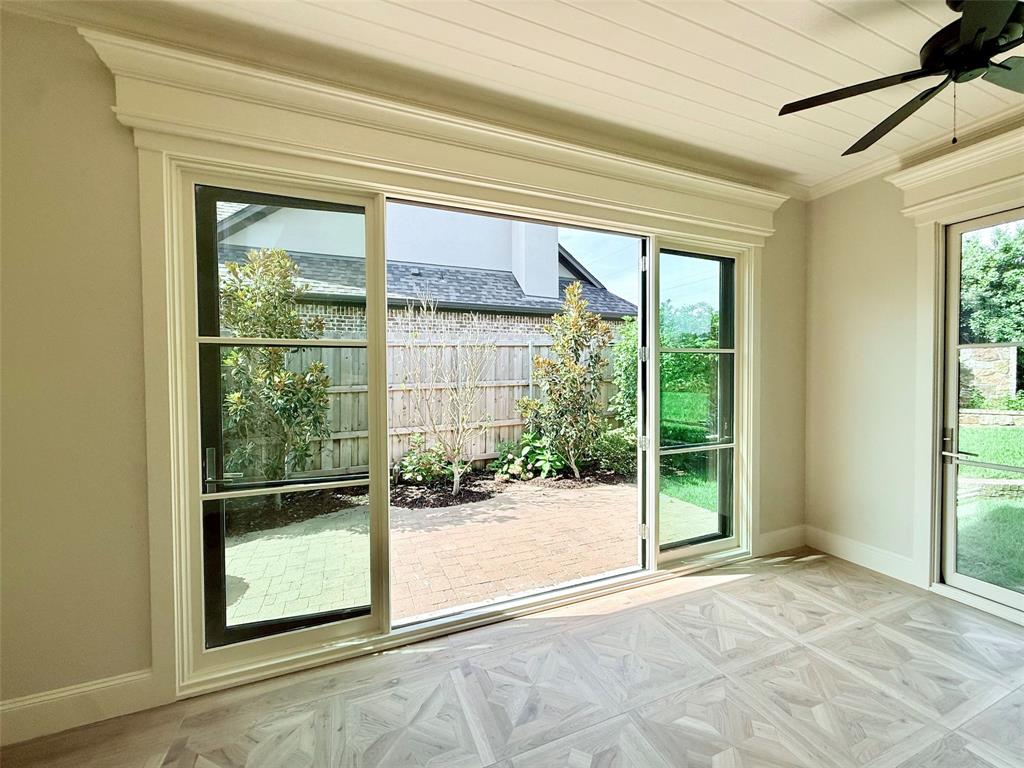 Bishops Gate @ Oak Hollow - Residential