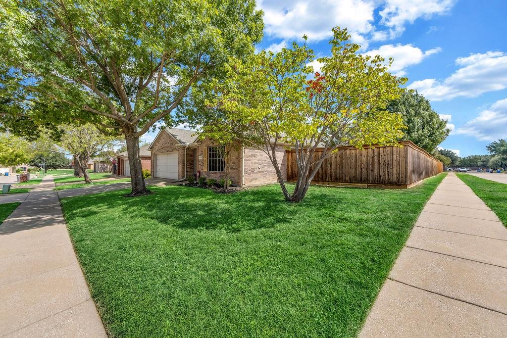 1320 Periwinkle Drive