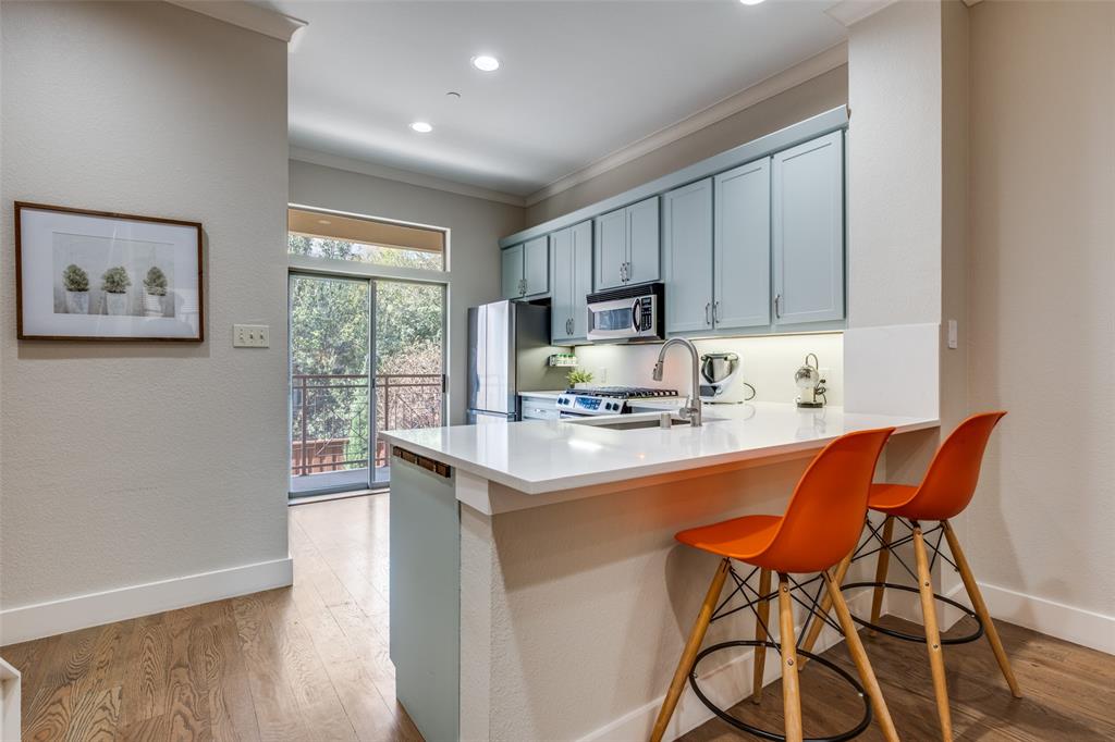 Wycliff Heights Condo - Residential