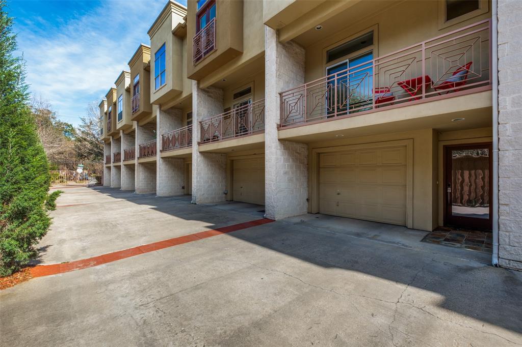 Wycliff Heights Condo - Residential