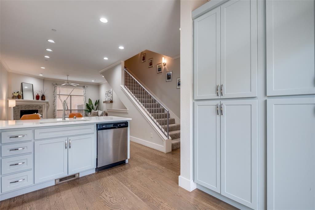 Wycliff Heights Condo - Residential