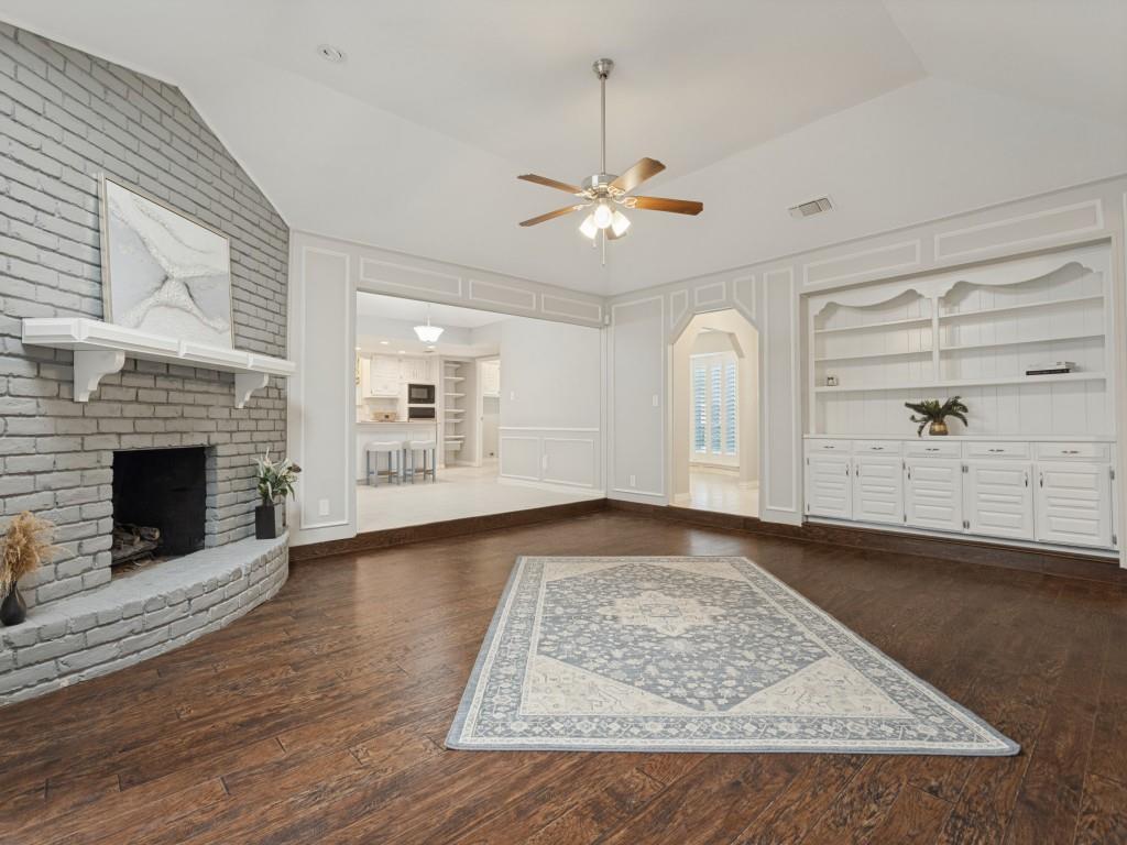 900 Lexington Drive
