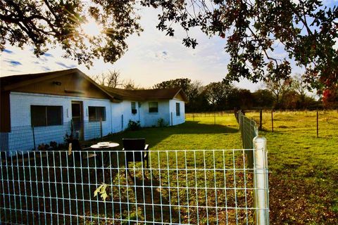 A home in Comanche