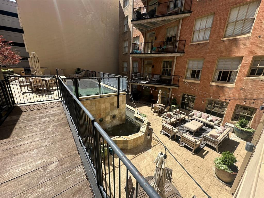 Neil P At Burnett Park Condo - Residential