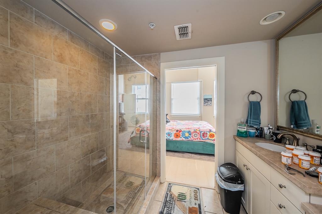 Neil P At Burnett Park Condo - Residential