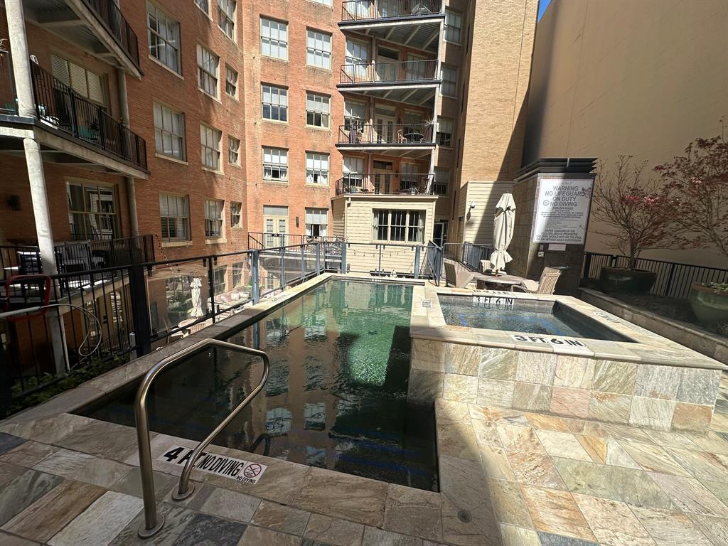 Neil P At Burnett Park Condo - Residential