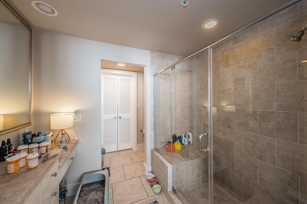 Neil P At Burnett Park Condo - Residential