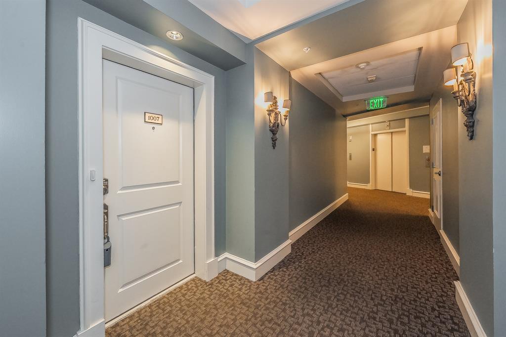 Neil P At Burnett Park Condo - Residential