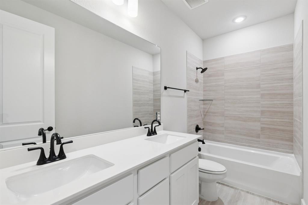 515 Blackwater Trail