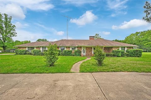 23010 County Road 3313 Chandler TX 75758