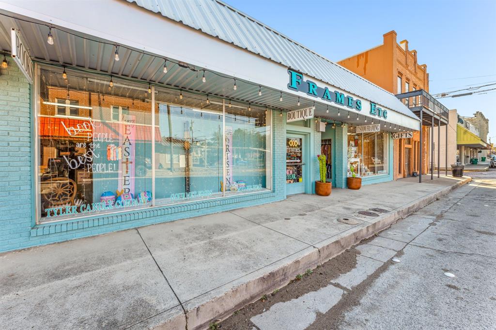 221 N Belknap Street