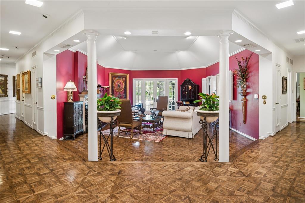 7276 Lupton Circle