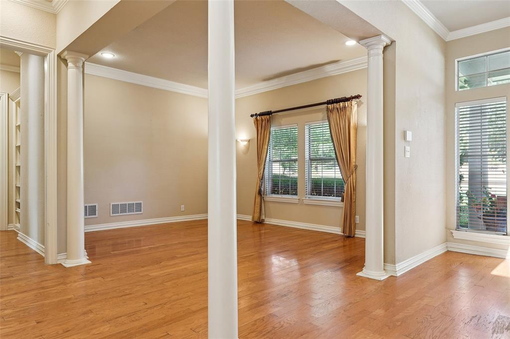 27 Oak Forrest Circle