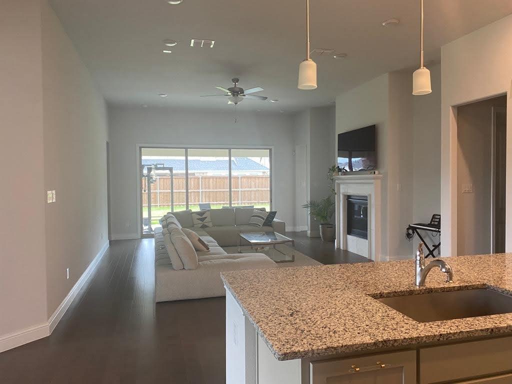 SOMERSET PARK - Residential Lease