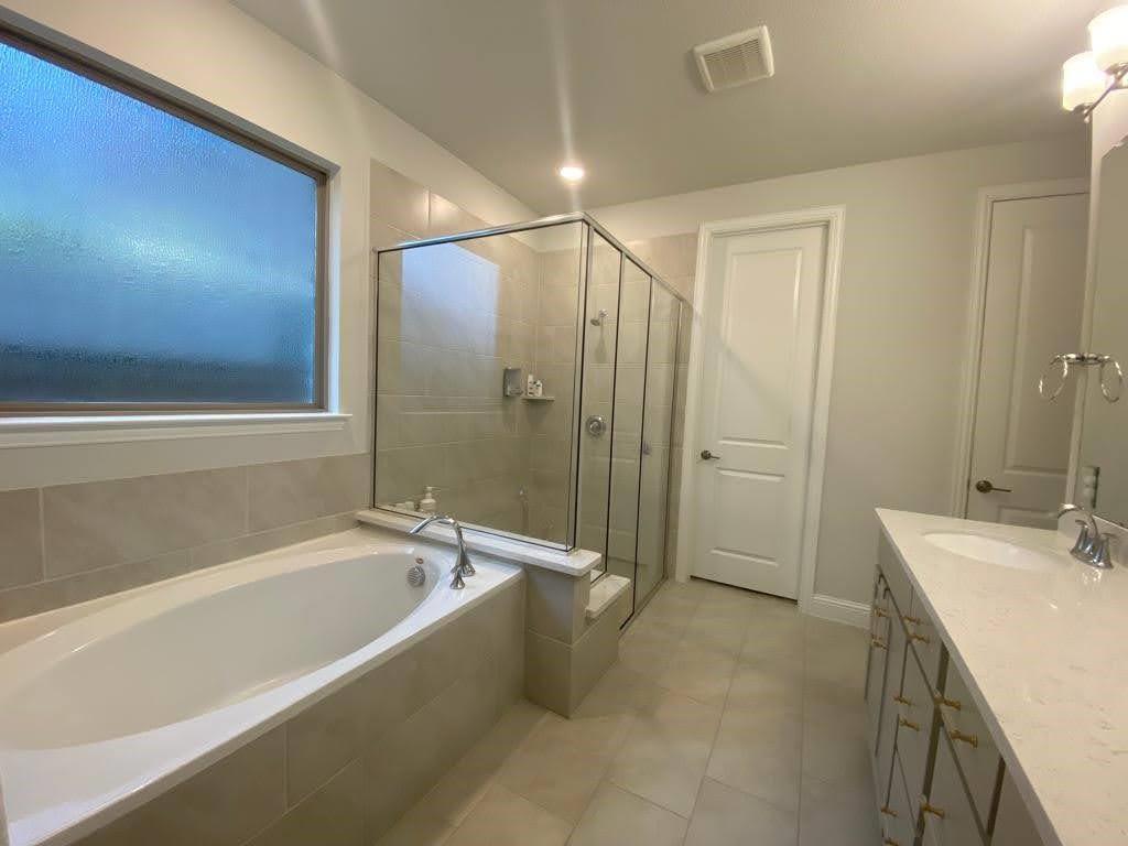 SOMERSET PARK - Residential Lease