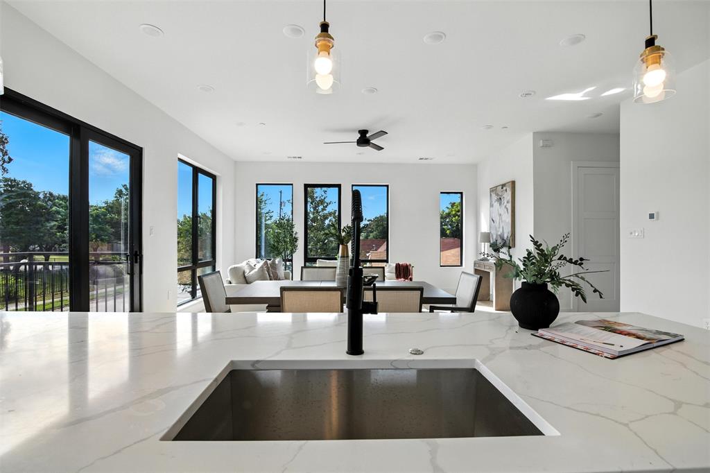 O A TEAL - Residential