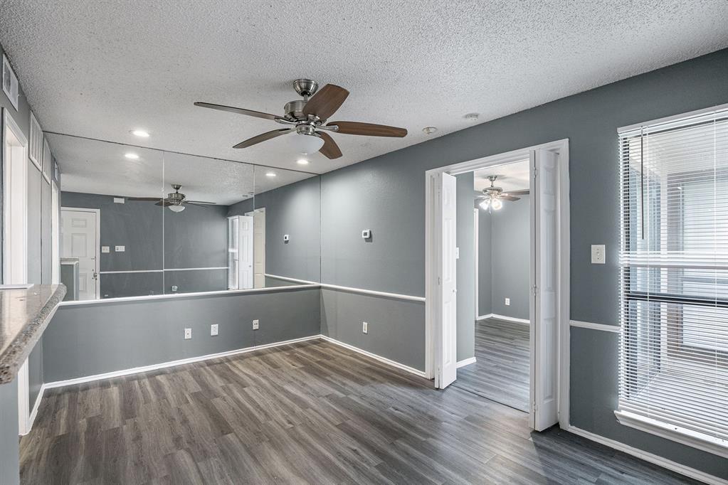 Arlington Oaks Condo - Residential