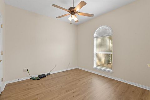 Tiny photo for 2009 Running Brook Drive, Joshua, TX 76058 (MLS # 21101621)