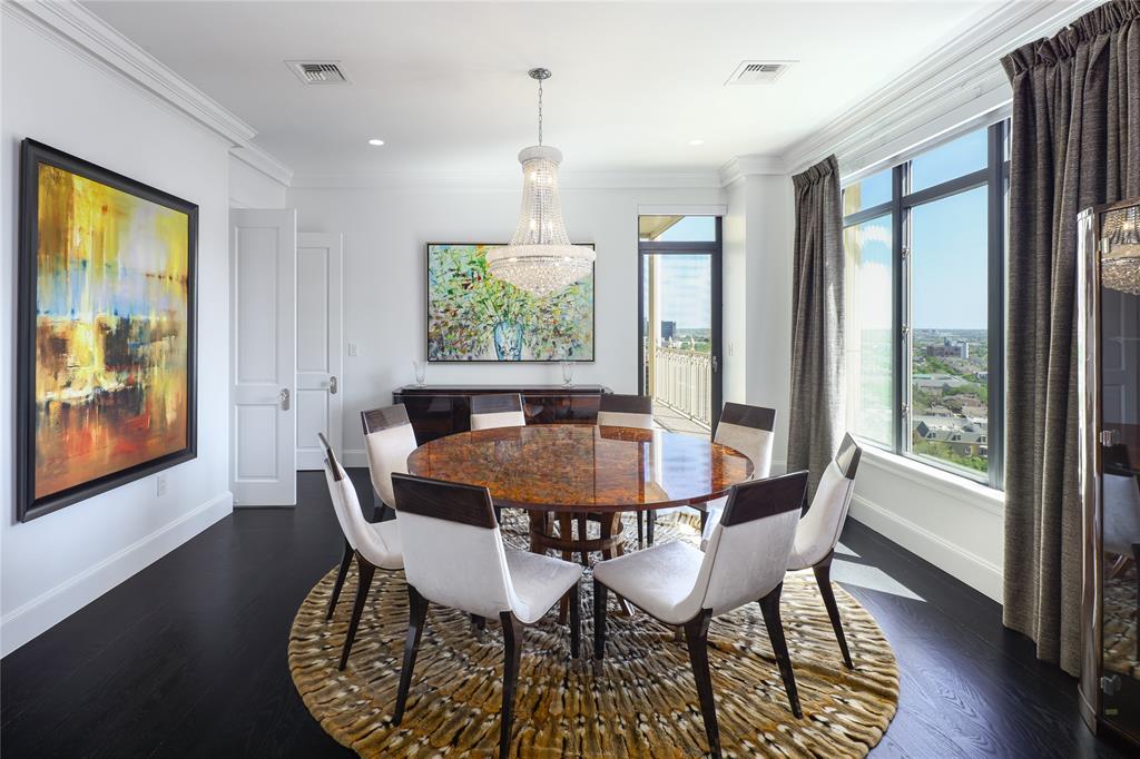 Ritz-Carlton Residences 1 - Residential