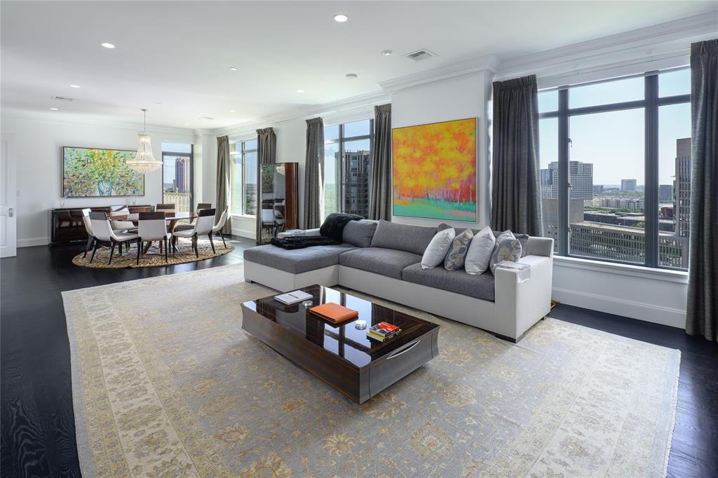 Ritz-Carlton Residences 1 - Residential