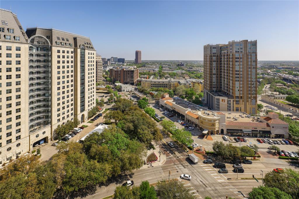 Ritz-Carlton Residences 1 - Residential