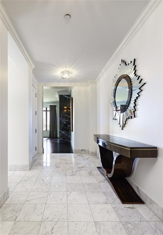 2525 N PEARL Street 1601A