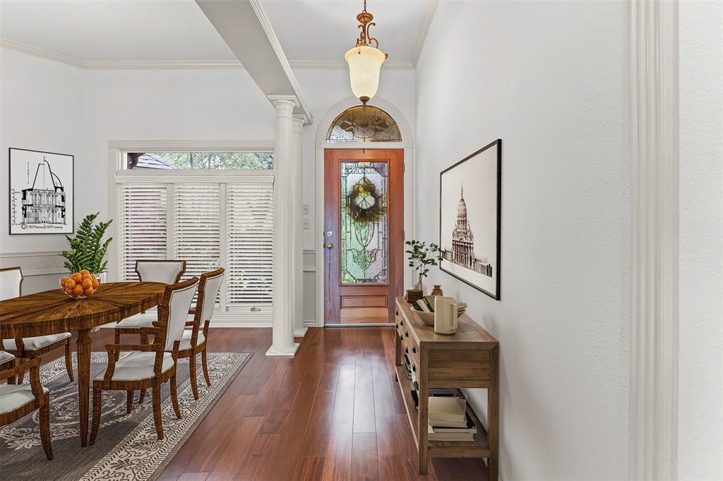 2306 Teal Place W