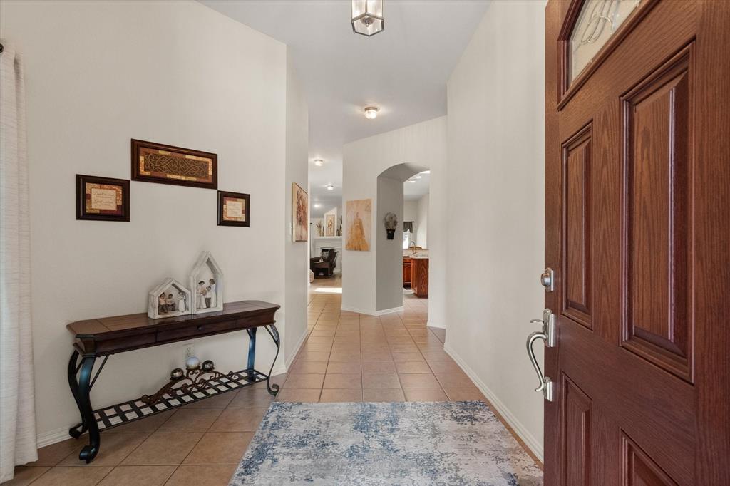 2710 Comanche Trail