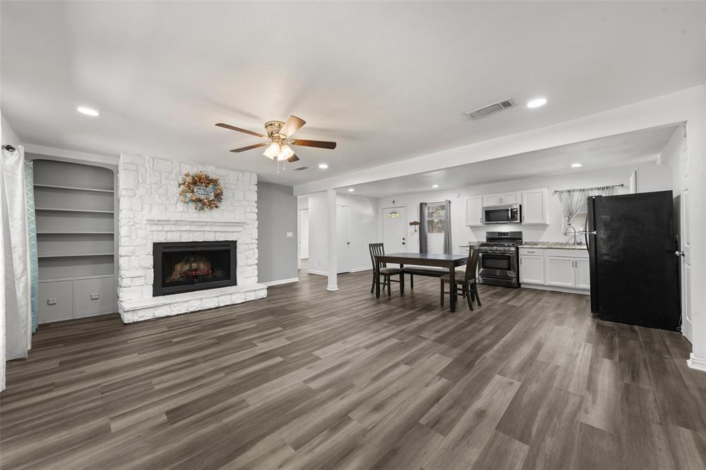 2128 Sunnydell Drive