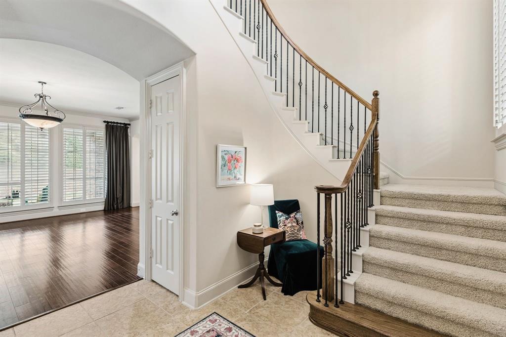 2612 Ranchview Drive