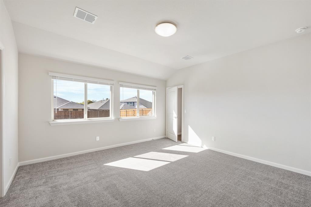 Eagle Glen Elements - Residential