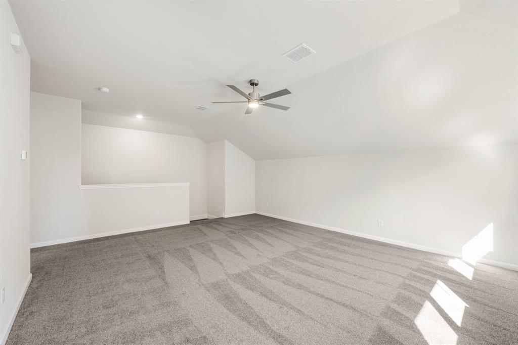 Eagle Glen Elements - Residential