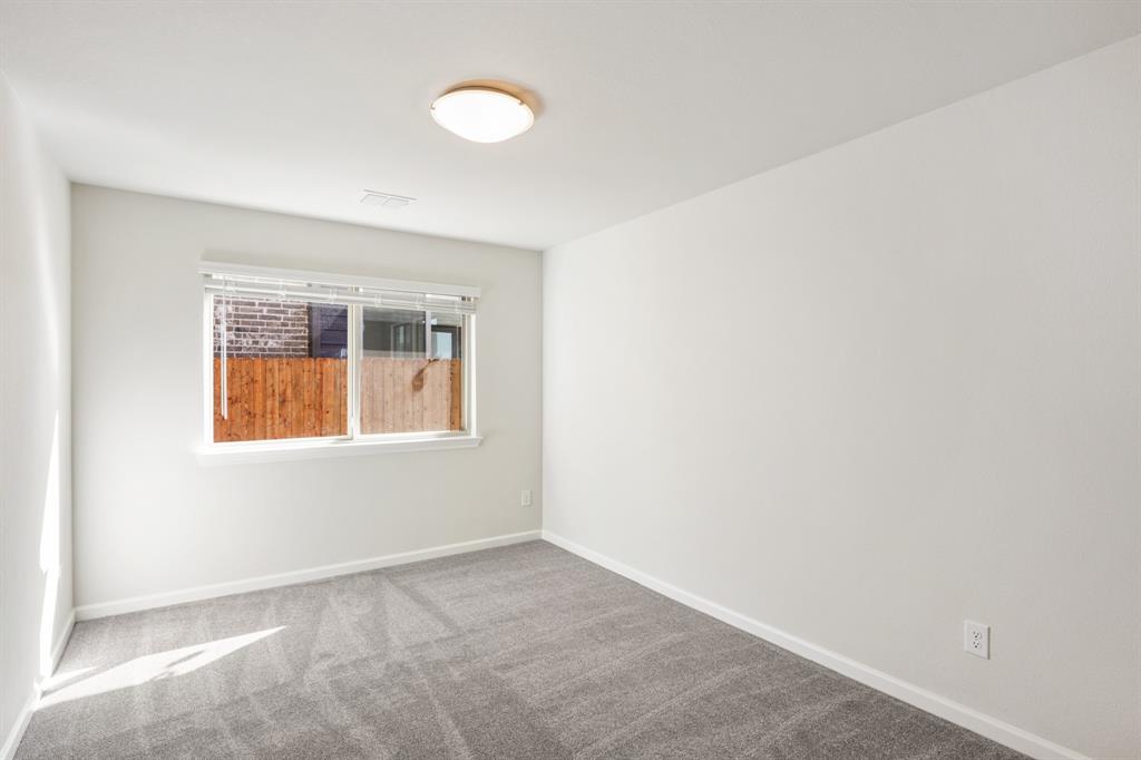 Eagle Glen Elements - Residential