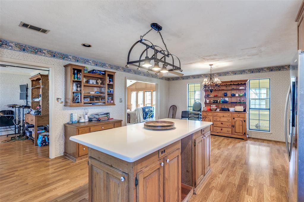 Jc Burge Surv - Land