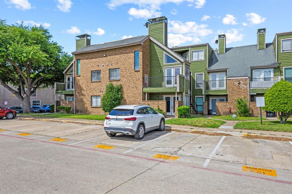 Richland Trace Condos - Residential