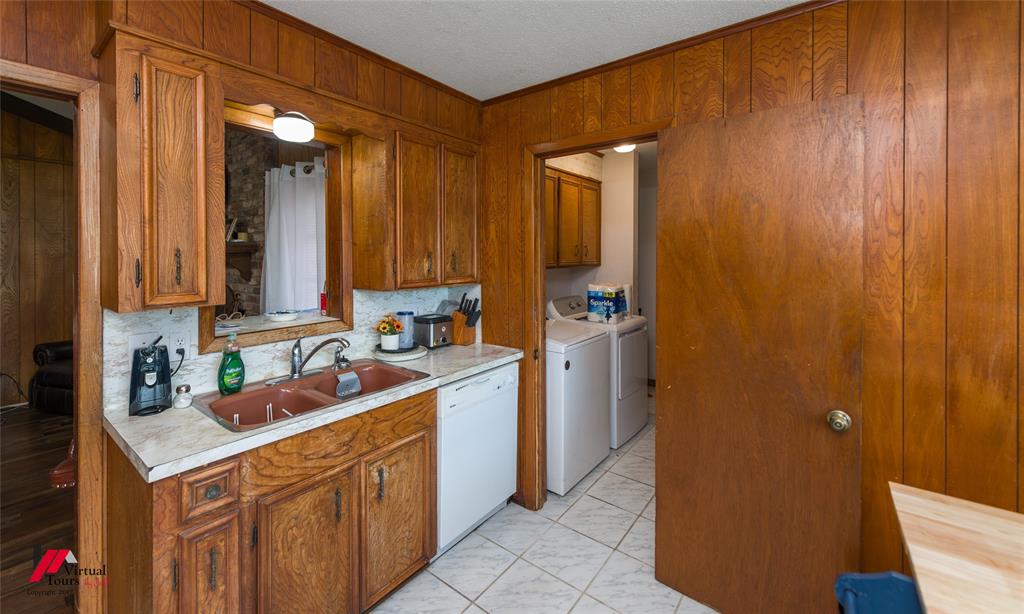 Central Plaza Sub - Residential