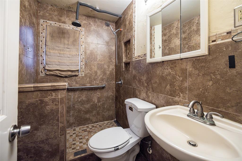 Casa View Heights 16 Sec 05 - Residential