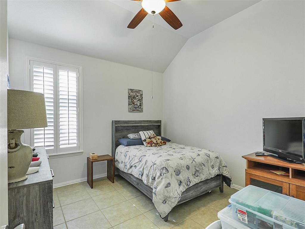 Summit View Lake Ph Three - Residential