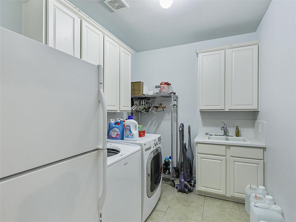 Summit View Lake Ph Three - Residential