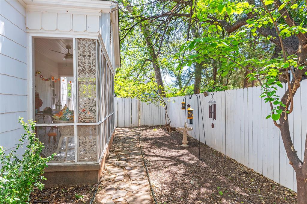 Elmwood Add - Residential