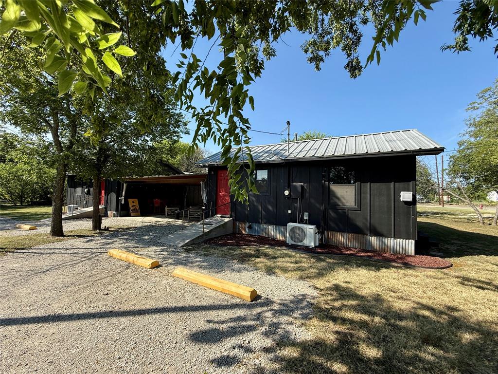708 Avenue A