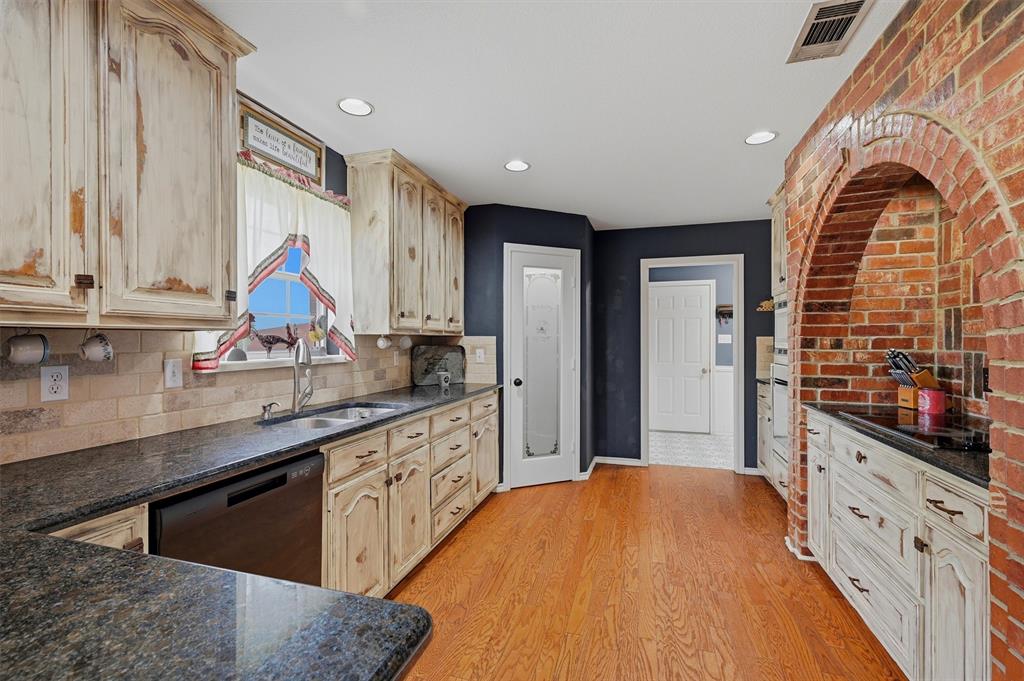 DUGGAN THOMAS - Residential