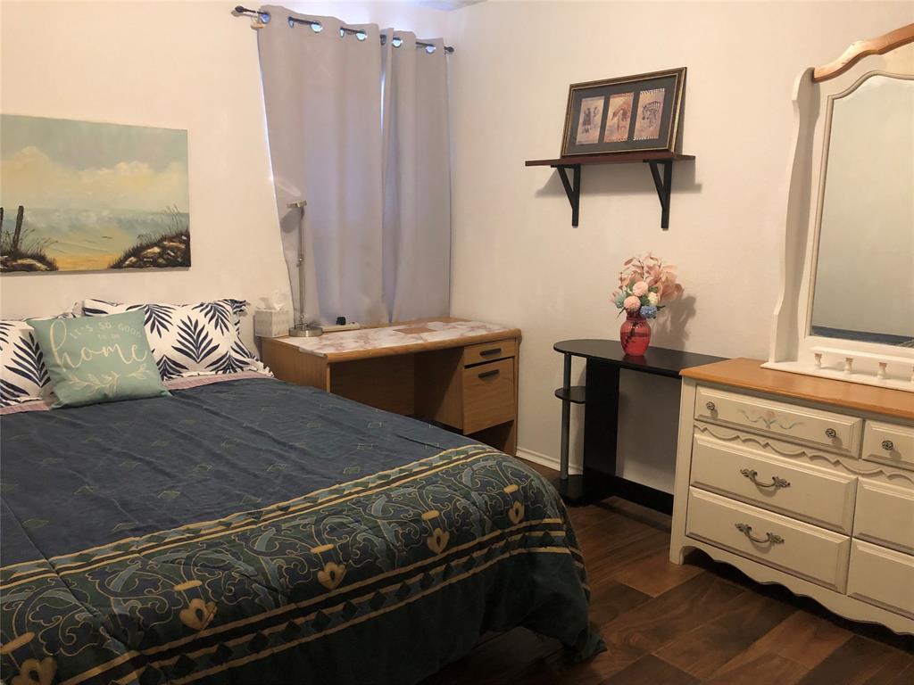 CHAPEL CREEK BLVD - Residential