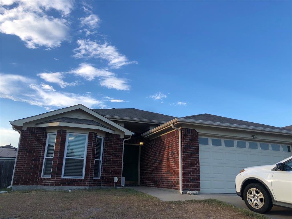 CHAPEL CREEK BLVD - Residential